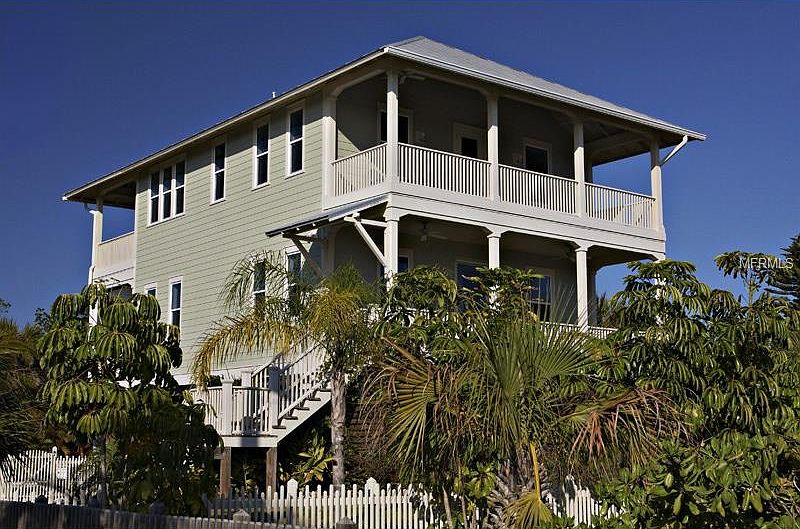 1st image of 16 Palm Dr