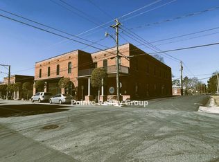 10 S King St, Halifax, NC 27839