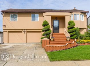 2156 Legion St, Bellmore, NY 11710
