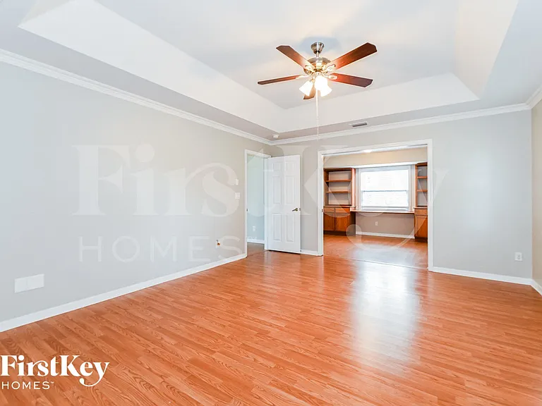 217 Greenwood Ave — Photo 10