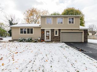 101 Rodney Ln, Rochester, NY 14625