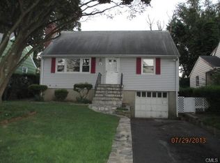 4 Ryan Ave, Norwalk, CT 06854