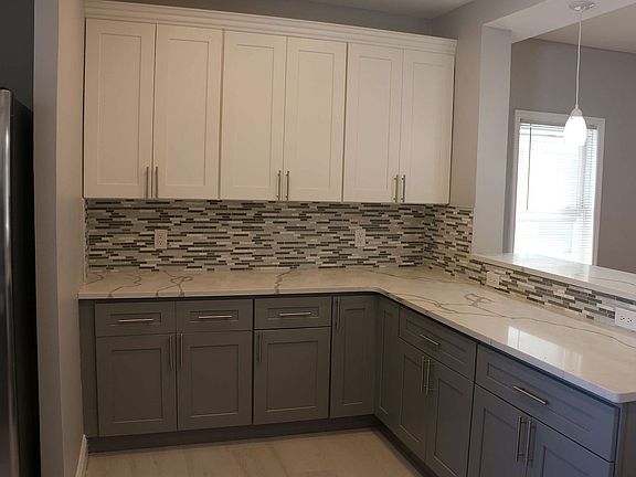 5th image of 4311 Avenue