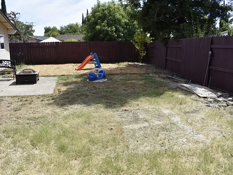 5578 Coronado Way — Photo 17