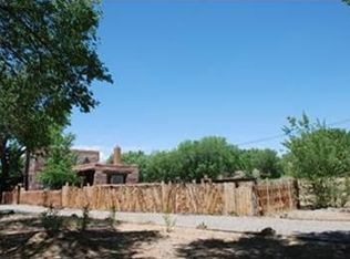 35 Cottonwood Ln, Corrales, NM 87048