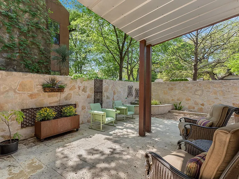 2405 Kinney Rd #2405 — Photo 15
