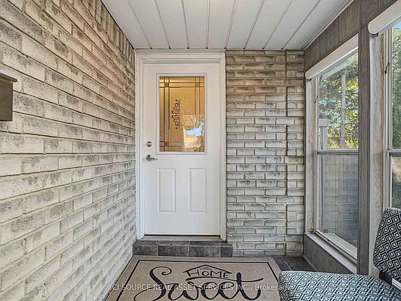 3rd image of 20 Kesteven Cres