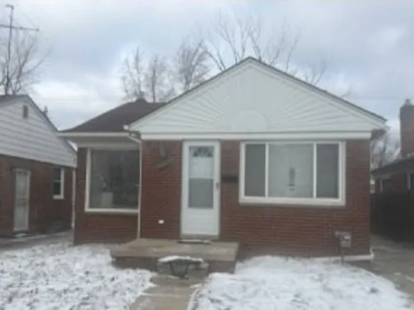 16821 E Eight Mile Rd, Eastpointe, MI 48021