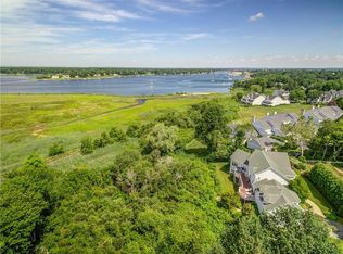 19 Jacobs Point Rd, Warren, RI 02885