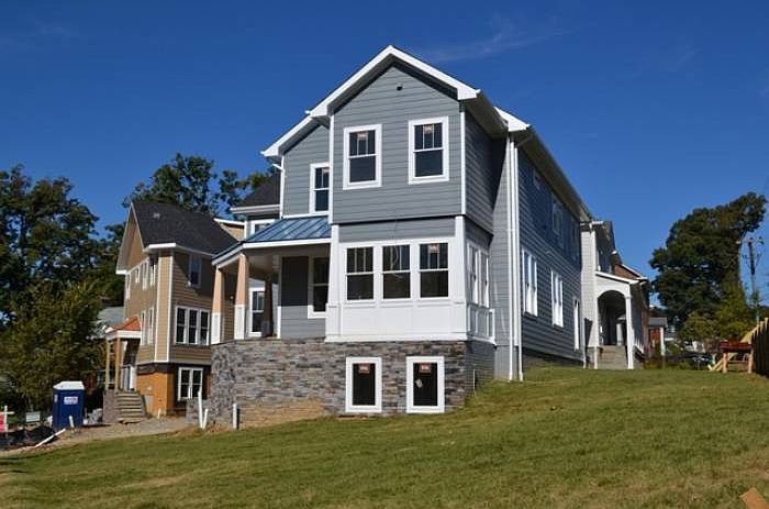 2nd image of 2603 3rd St N