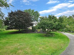 297 Linden Rd, Canonsburg, PA 15317