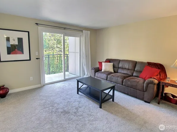 220 SW Clark Street #B303, Issaquah, WA 98027