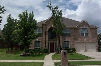 1st image of 12413 Maplewood Dr