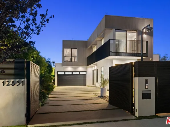 12851 Bonaparte Ave, Los Angeles, CA 90066