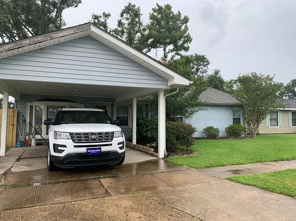 437 Scarlet St, Lake Charles, LA 70605