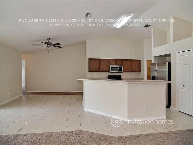 2090 SW Capeador St — Photo 7