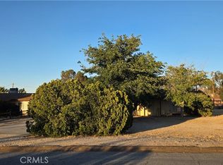 7801 Condalia Ave, Yucca Valley, CA 92284