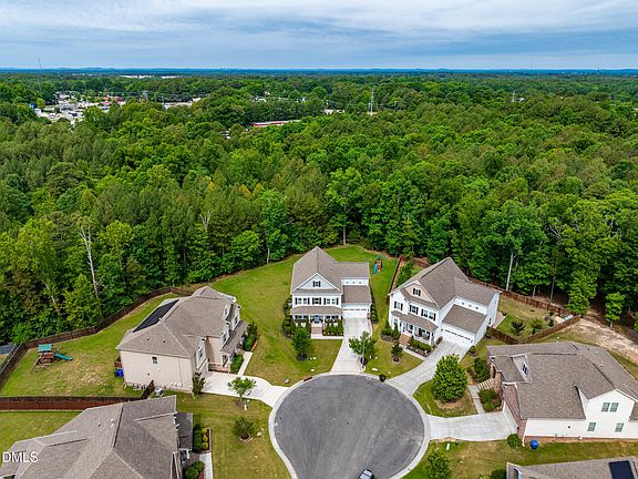 4th image of 5 Pearl Mill Ct