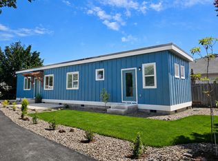 2649 Redwood Ave, Grants Pass, OR 97527