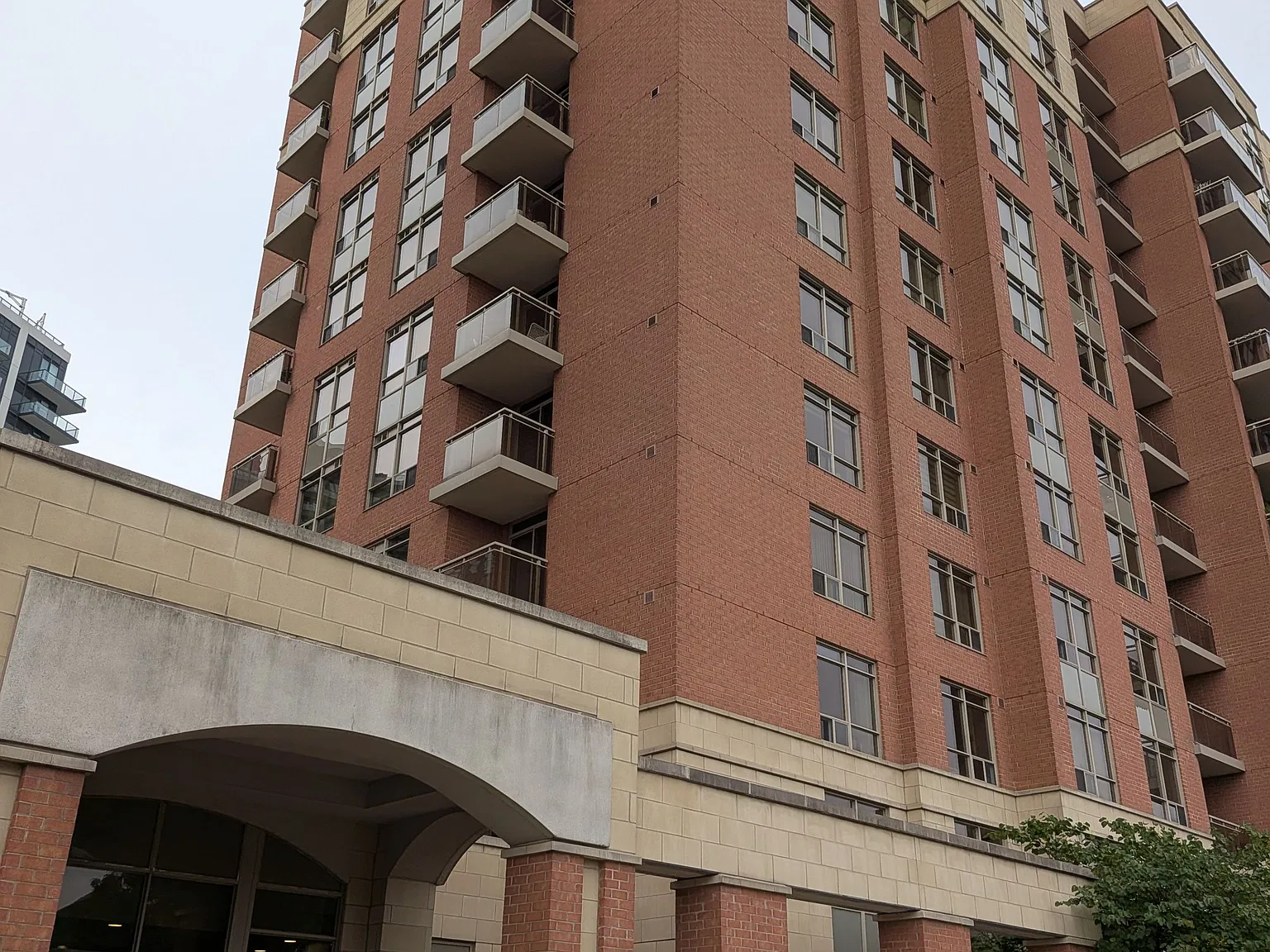 2 bed, $2,800 — Photo 1