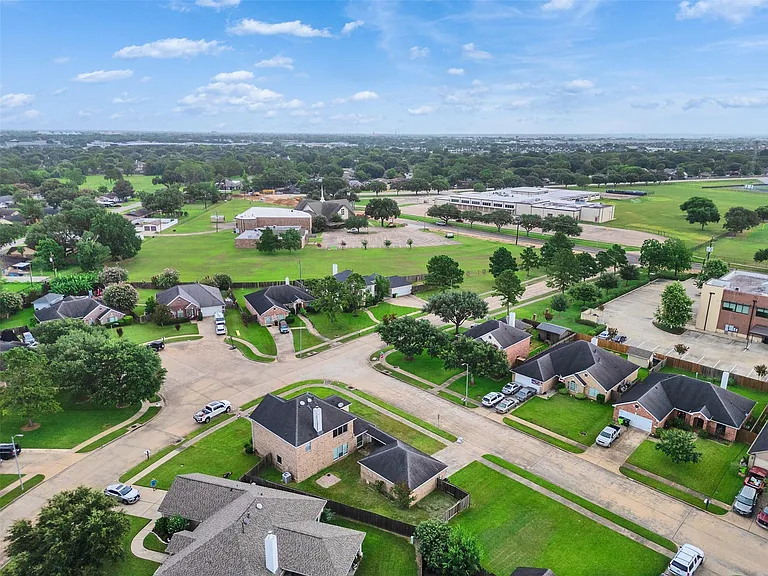 1803 Ripple Creek Dr — Photo 21
