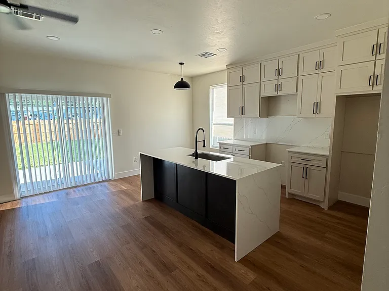 1212 NW 3rd St #A — Photo 17