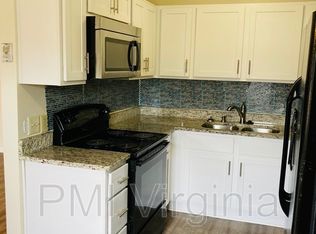 3616 Clover Meadows Dr, Chesapeake, VA 23321