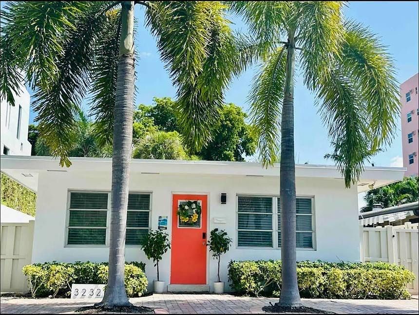 1st image of 3232 NE 15th Street