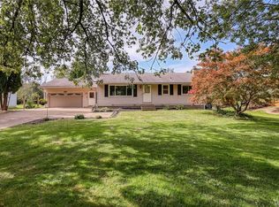 140 Winspear Rd, Elma, NY 14059