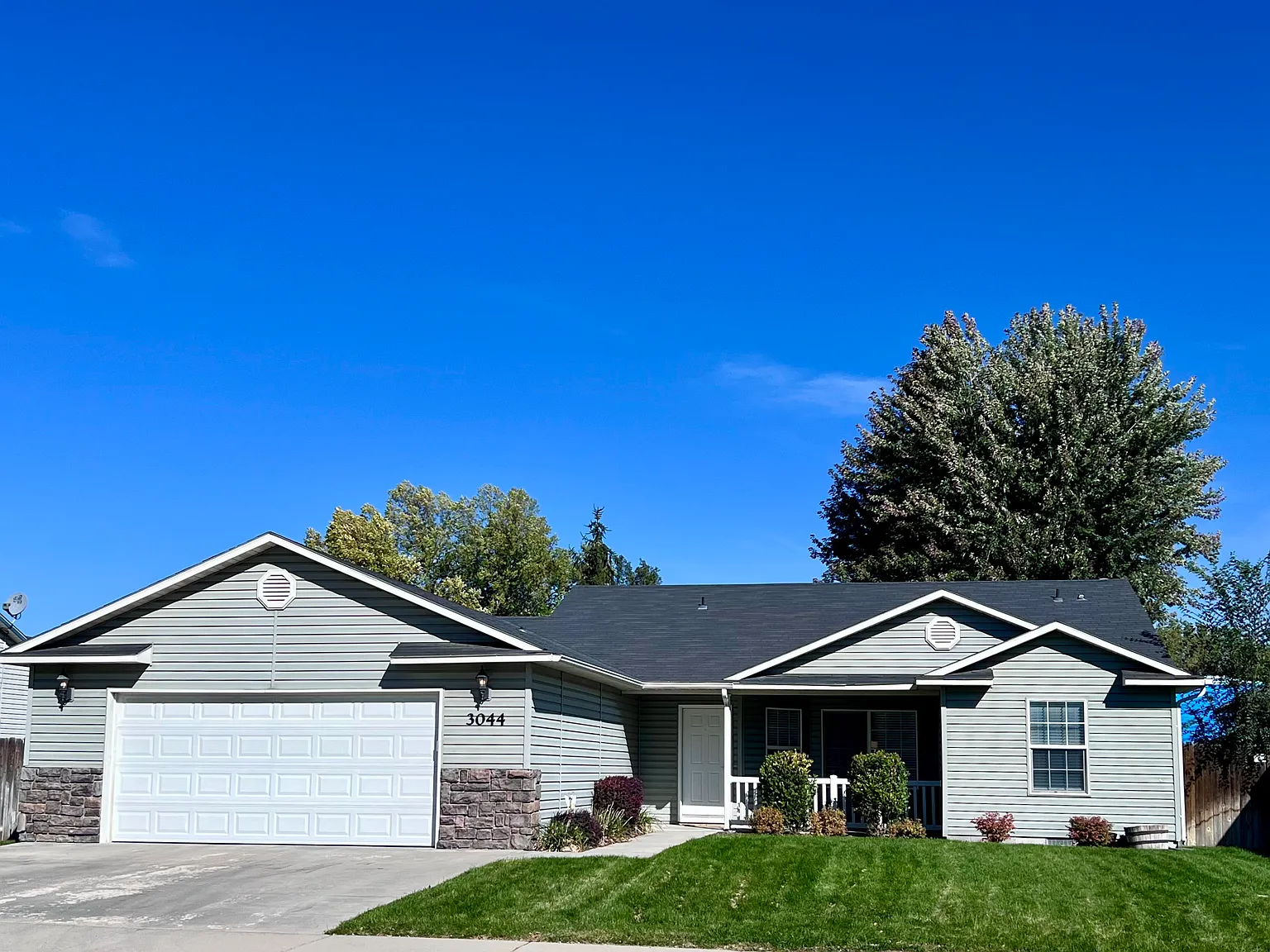 3044 E Moon Dipper Street — Photo 1