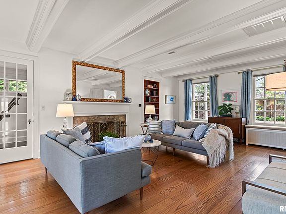 5th image of 1645 Ruth Pl