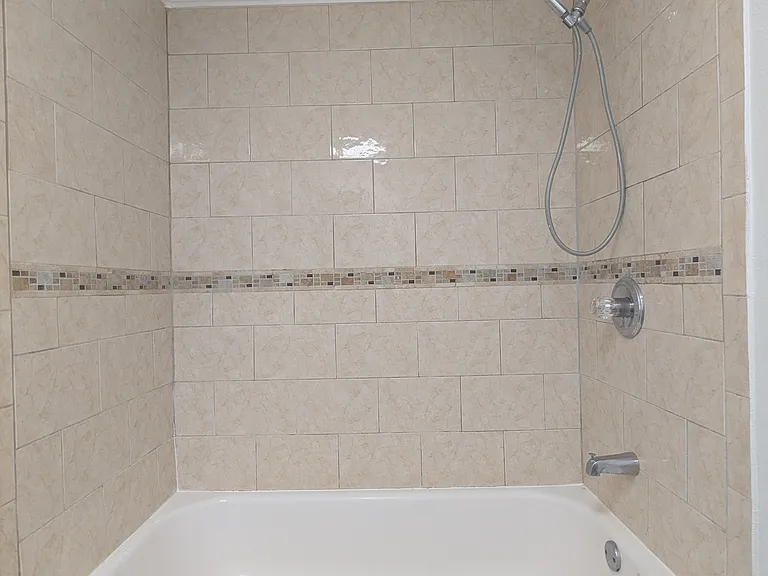 5102 Puritan Cir #5101 — Photo 18