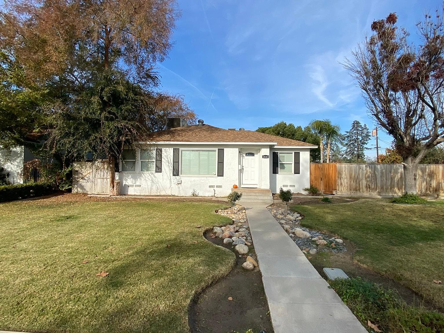 2643 Spruce St, Bakersfield, CA 93301 Zillow