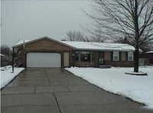 7024 Hidden Hills Dr, Jenison, MI 49428