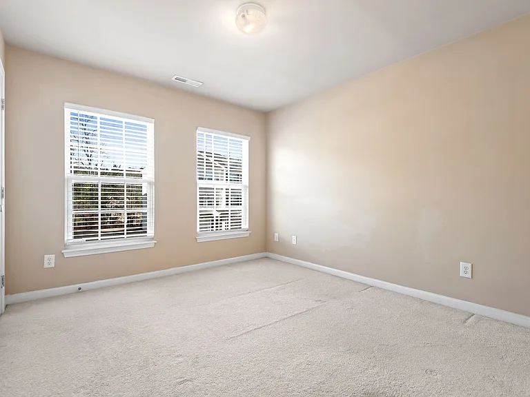 1641 Snowmass Way — Photo 17