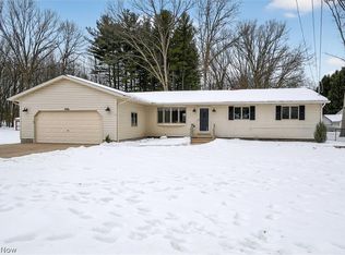 4586 Everhart Dr, Canton, OH 44720