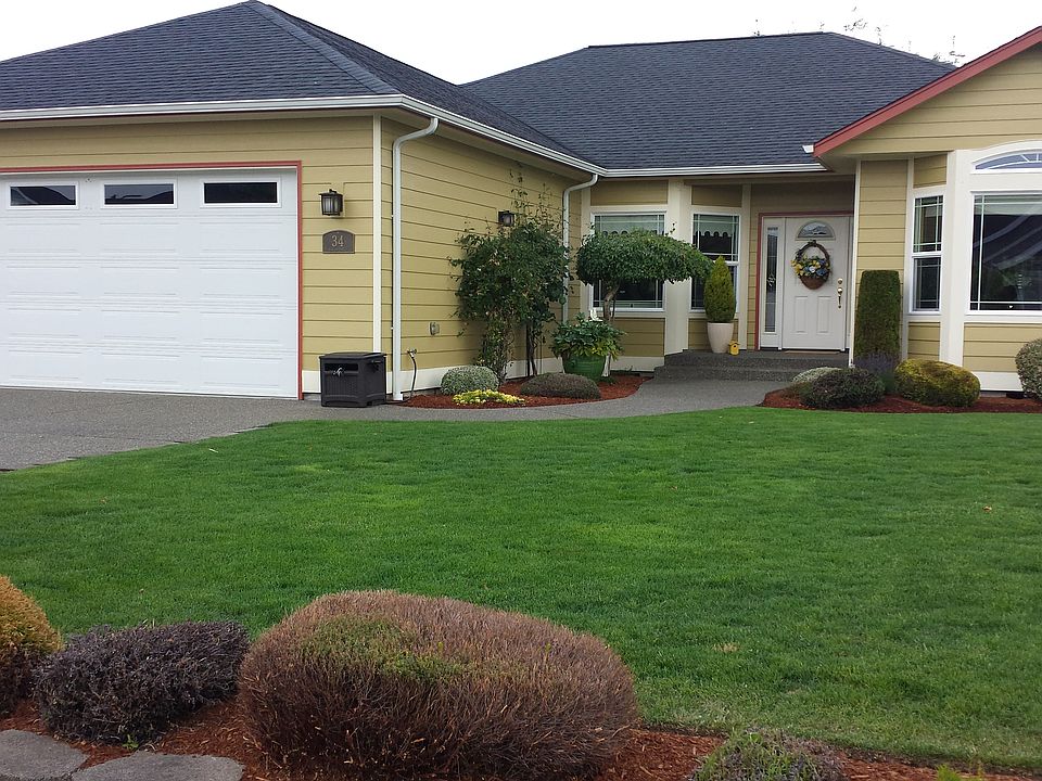 1st image of 34 Kayla Dr