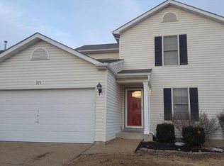 572 Donna Marie Dr, Wentzville, MO