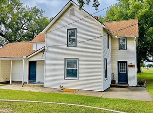 802 W Bertrand St, Saint Marys, KS 66536