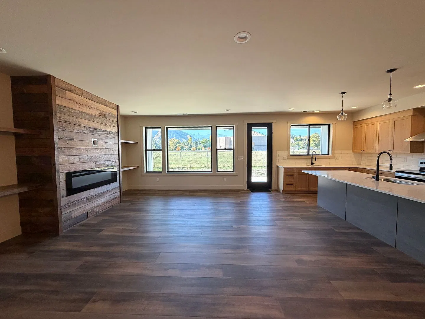 Now renting 4 bedroom House — Photo 4