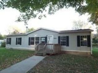 926 NE Green St, Topeka, KS 66616