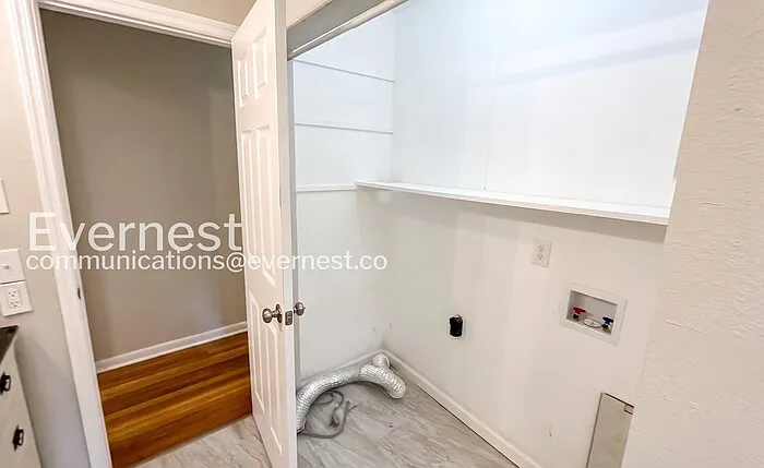 21 Johnson Blvd — Photo 16