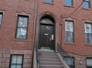 87 3rd St #3, Cambridge, MA 02141