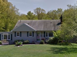 48 Oakwood Ter, East Bridgewater, MA 02333