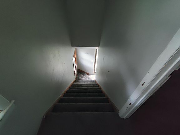 5th image of 8302 W Grantosa Dr