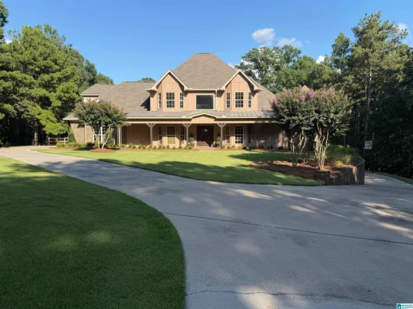 1035 Tara Dr, Columbiana, AL 35051