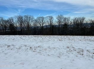 196 Alta Vista Dr, Williamsport, PA 17701