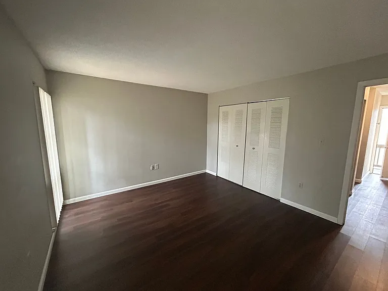 2811 SW Archer Rd #C18 — Photo 15