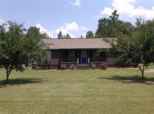 6945 Clark Rd, Blackshear, GA 31516