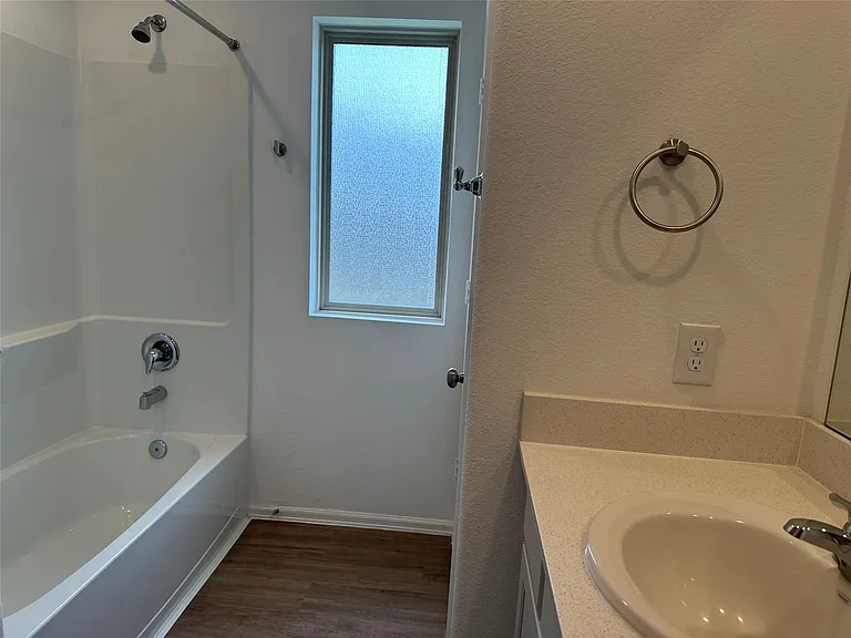 6210 Russett Elm Ct — Photo 14